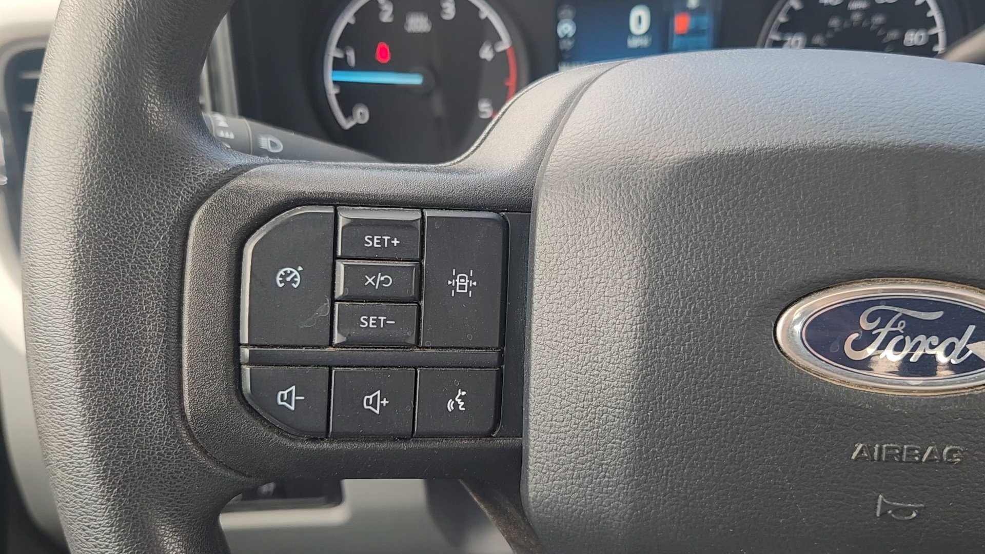 Used 2024 Ford F550 4x4 Crew Cab Super Duty image 22