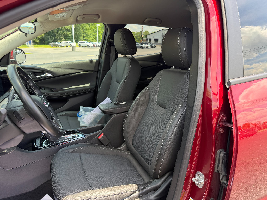 Used 2024 Buick Encore GX Preferred FWD image 27