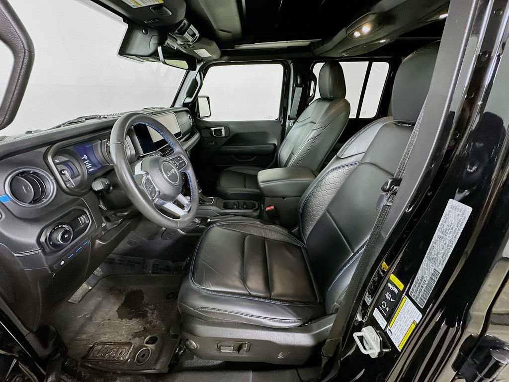 Used 2024 Jeep Wrangler High Altitude image 14