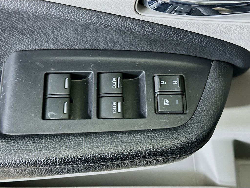 Used 2019 Honda Pilot Elite image 21