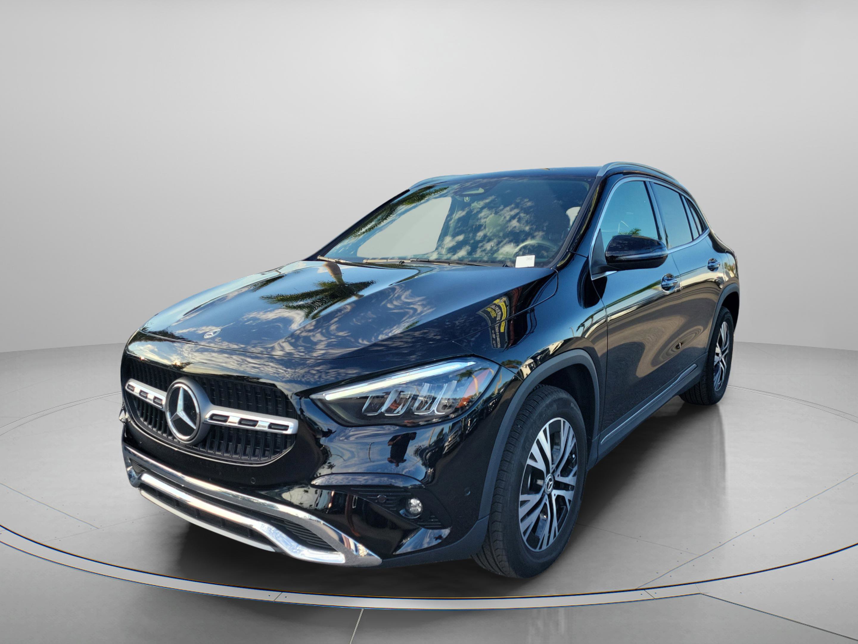 Certified 2025 Mercedes-Benz GLA 250 image 2