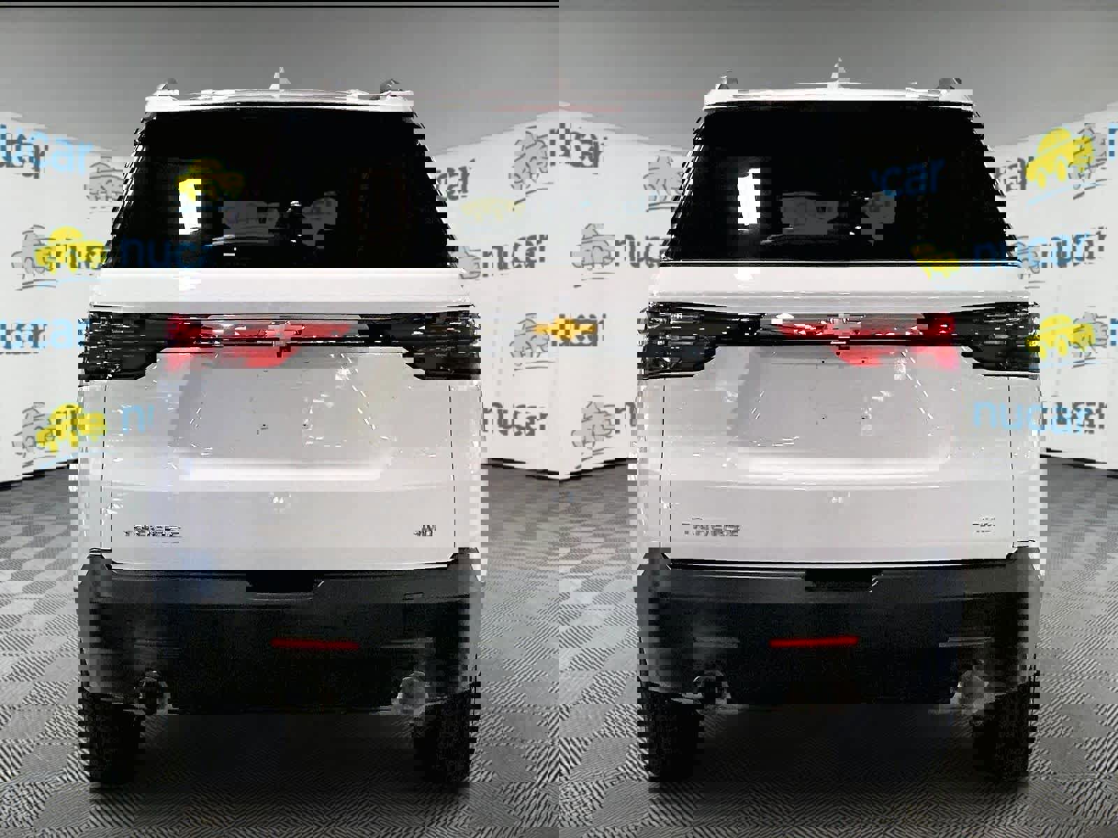 Used 2023 Chevrolet Traverse LT image 5