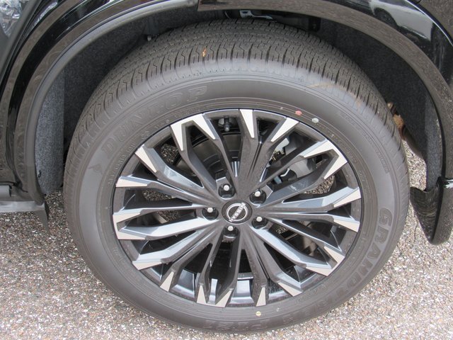 New 2026 Nissan Rogue Platinum image 8