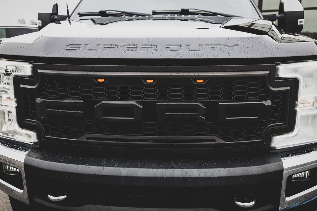 Used 2019 Ford F250 XLT w/ XLT Premium Package image 2