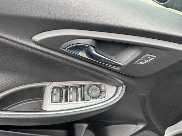 Used 2019 Chevrolet Malibu LT image 14