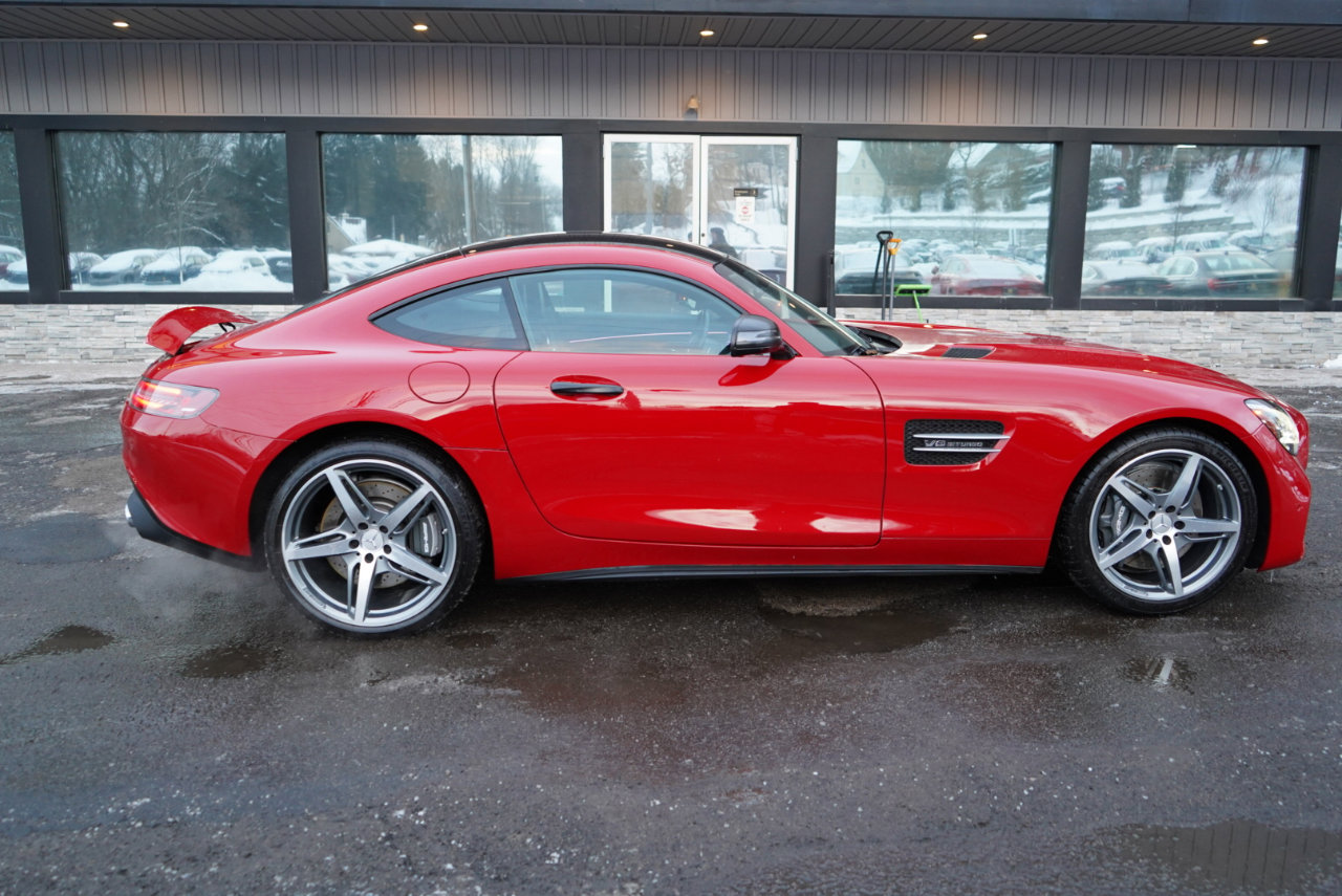 Used 2020 Mercedes-Benz AMG GT Coupe image 4