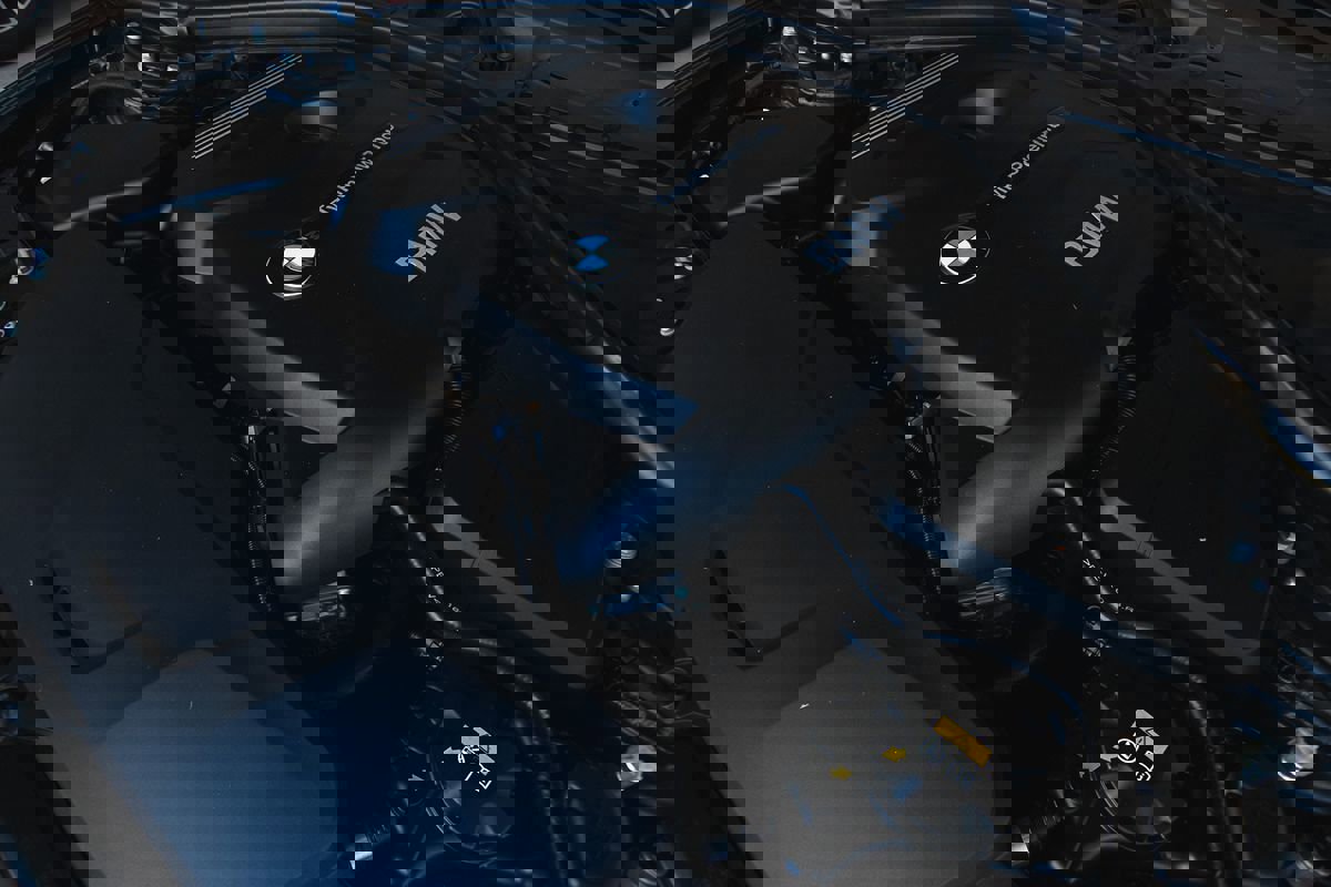 Used 2017 BMW 430i Coupe w/ Driver Assistance Package image 29