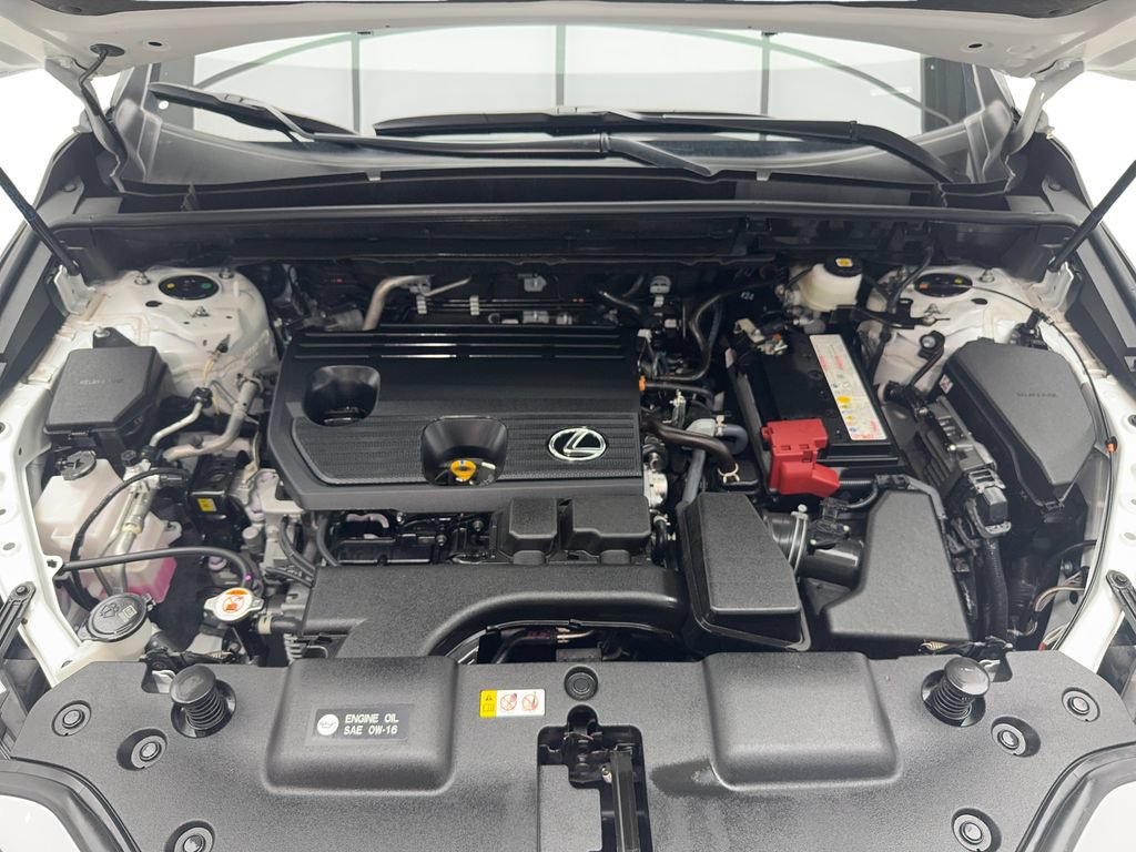 Used 2025 Lexus NX 250 FWD w/ Towing Package (2000 Lbs) image 18
