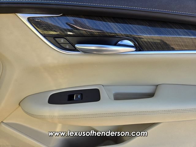 Used 2019 Cadillac XT5 FWD image 17