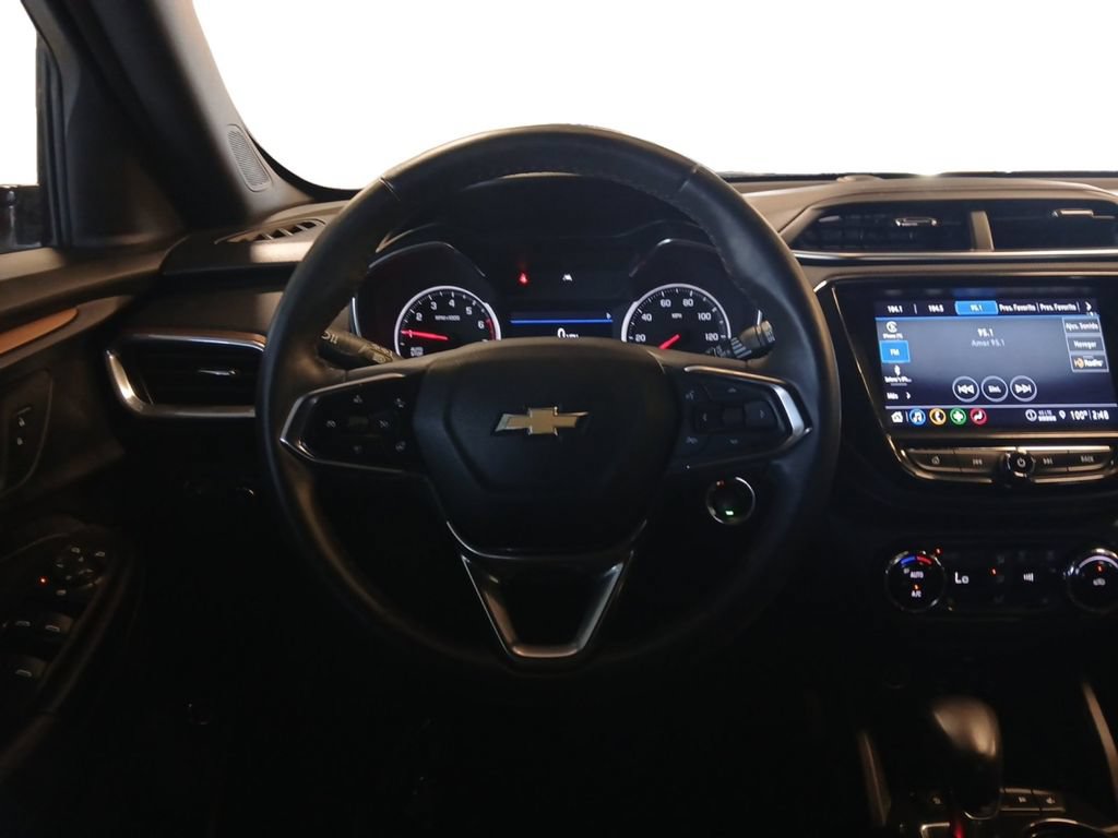 Used 2023 Chevrolet TrailBlazer ACTIV w/ Sun and Liftgate Package FWD image 12