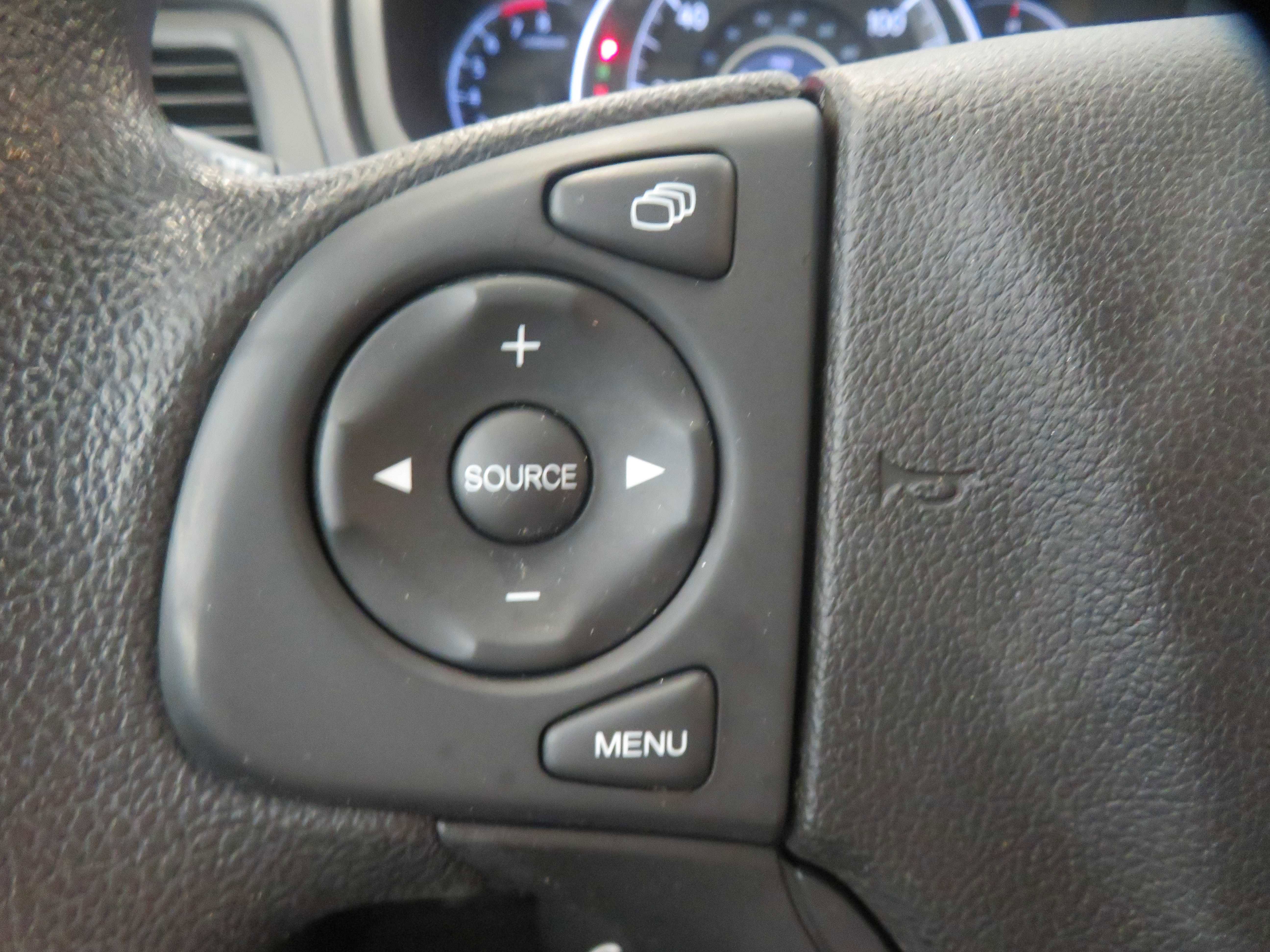 Used 2015 Honda CR-V LX image 33