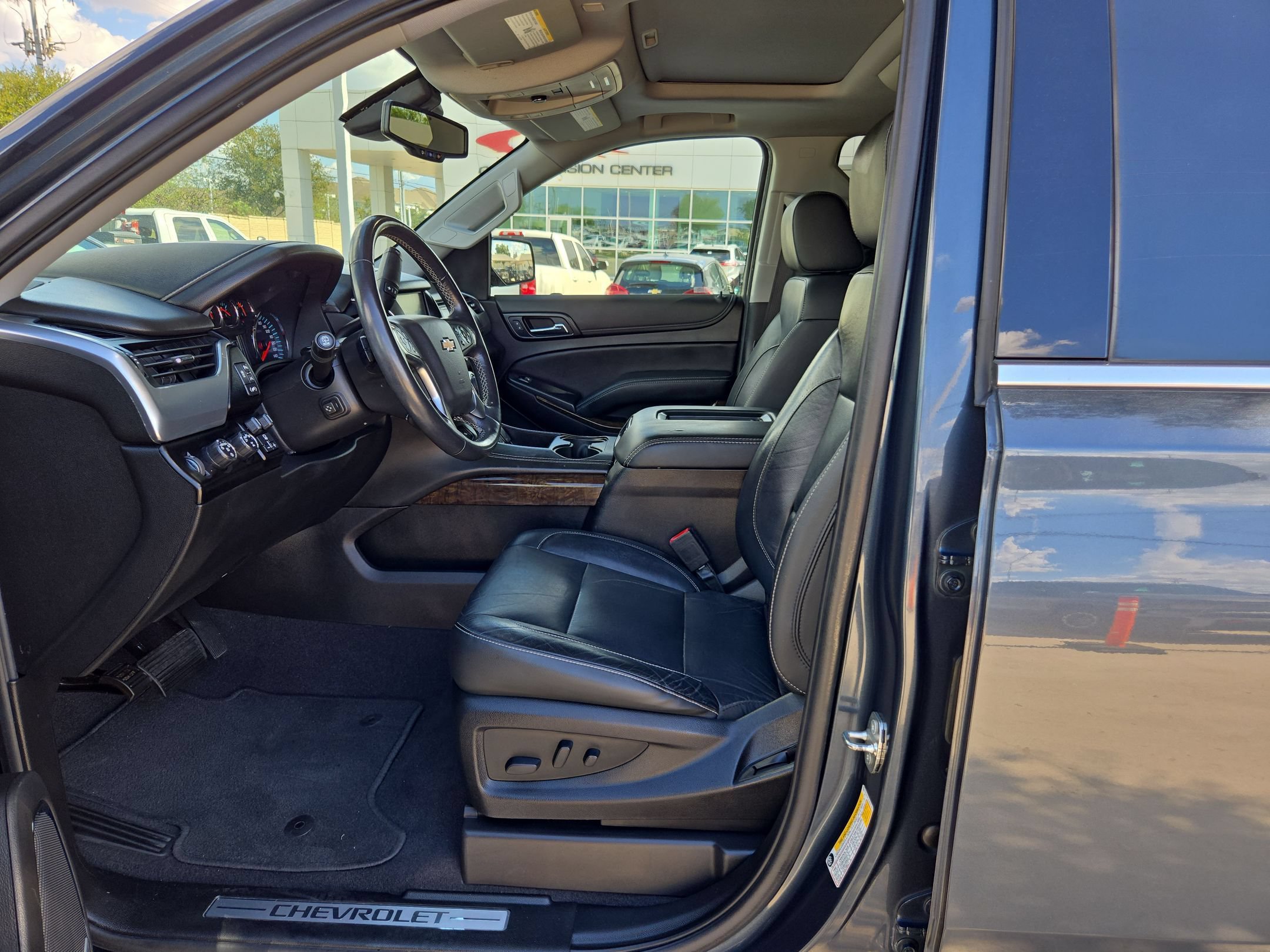 Used 2020 Chevrolet Tahoe LT AWD/4WD image 9