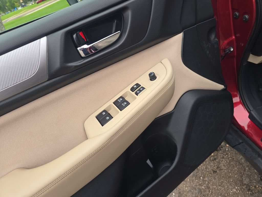 Used 2019 Subaru Outback 2.5i Premium AWD/4WD image 12