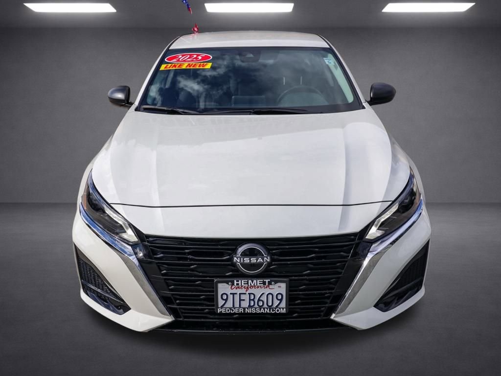 Used 2025 Nissan Altima 2.5 S image 9