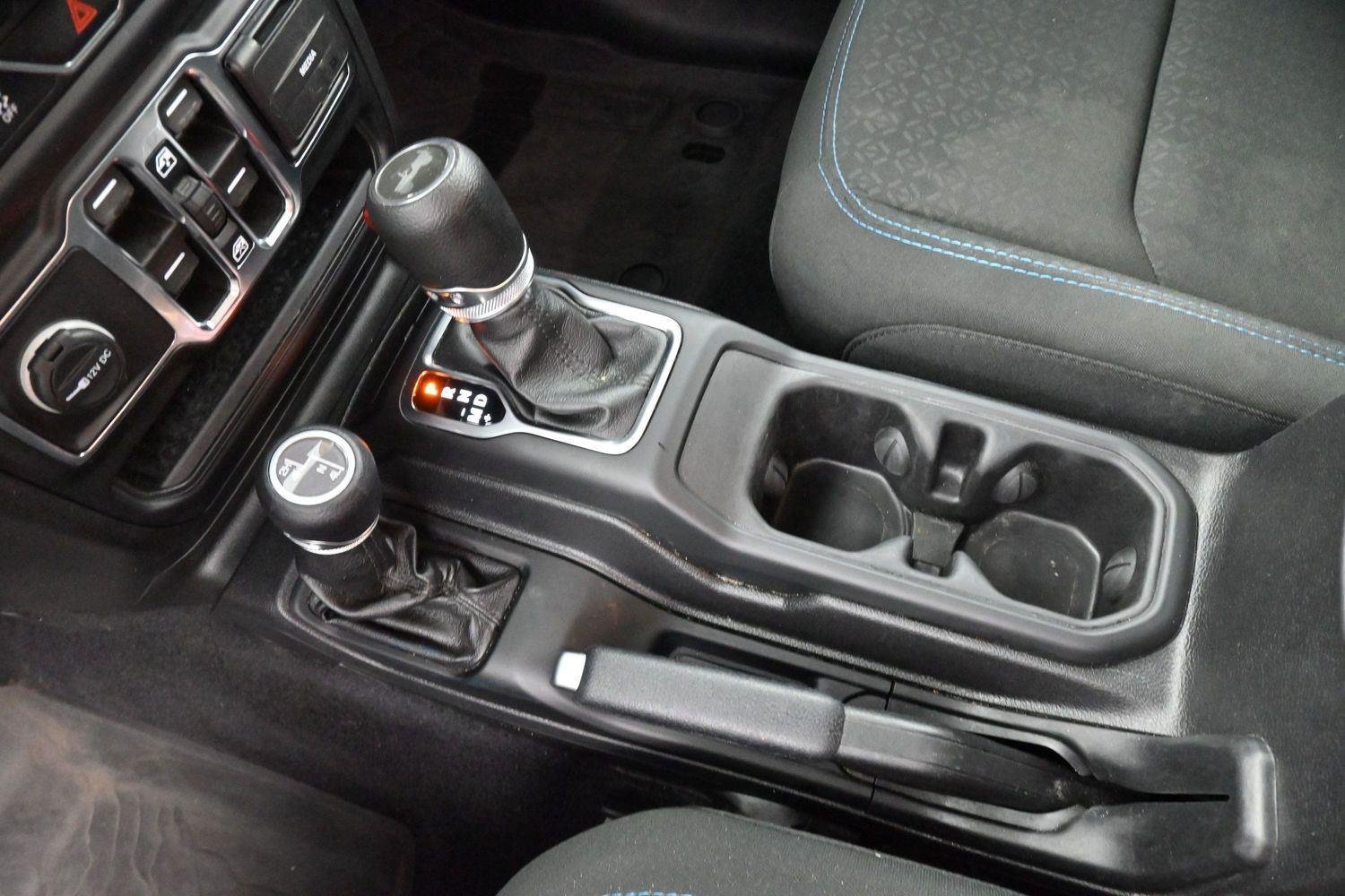Used 2021 Jeep Wrangler Unlimited Sport AWD/4WD image 23