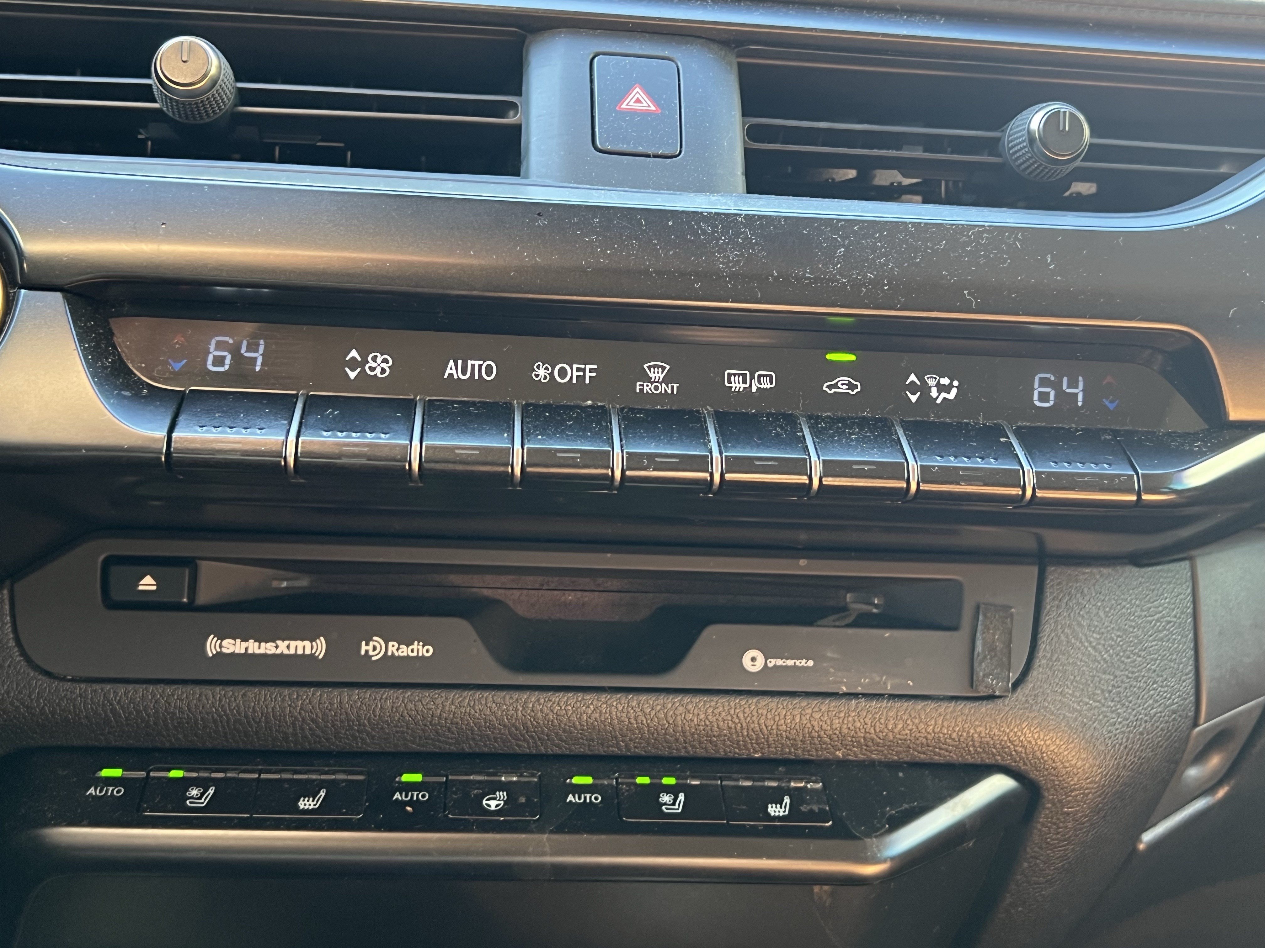 Used 2020 Lexus UX 250h w/ Premium Package AWD/4WD image 30