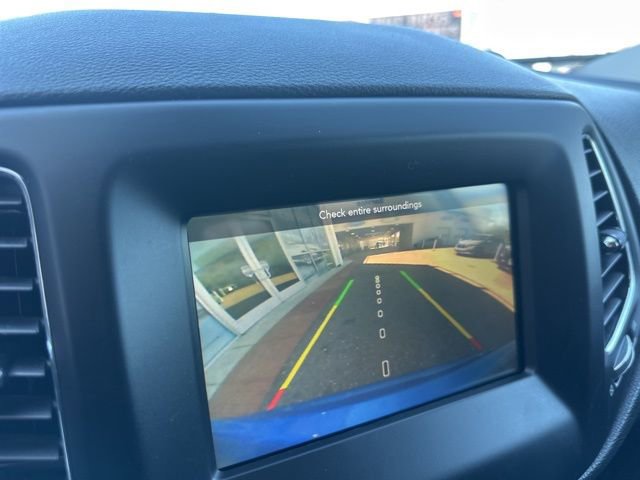 Used 2019 Jeep Compass Latitude image 22