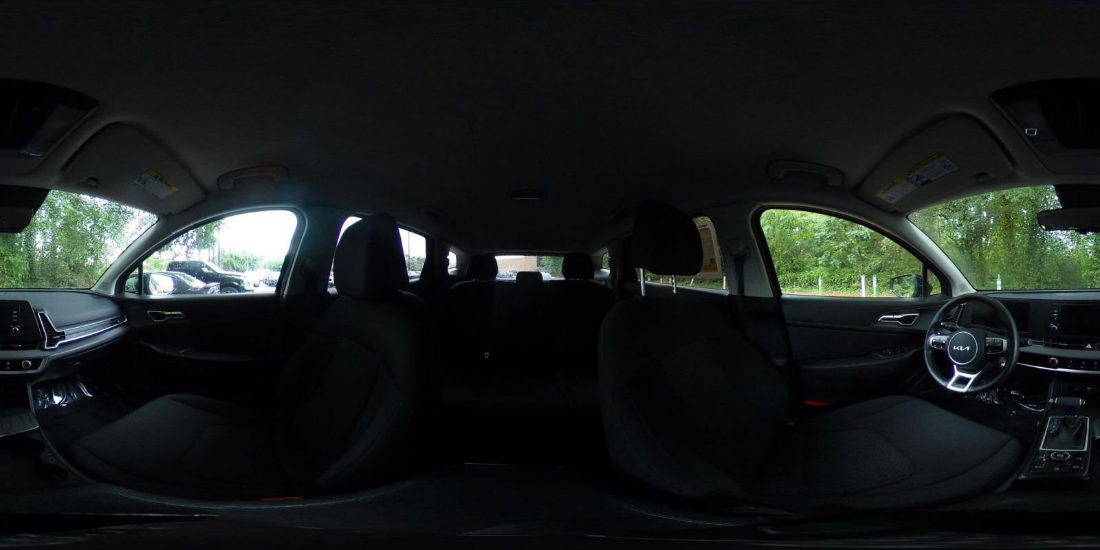 Used 2025 Kia Sportage LX FWD image 41