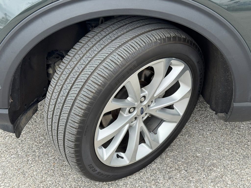 Used 2024 Ford Explorer Platinum w/ Technology Package image 45