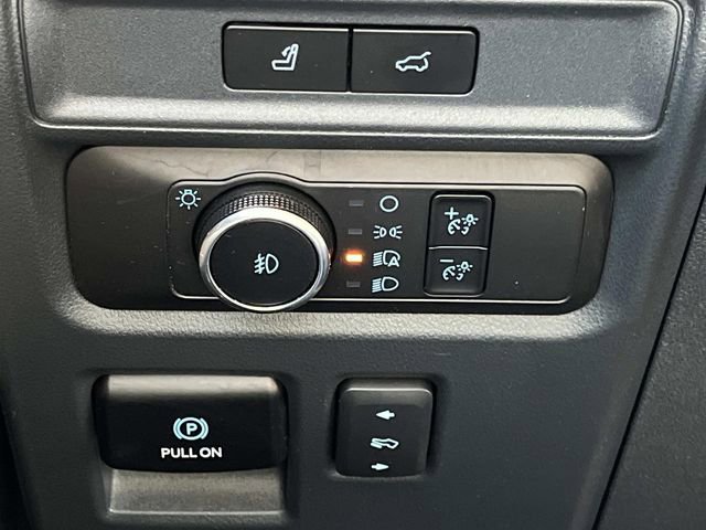 Used 2022 Ford Expedition XLT image 35