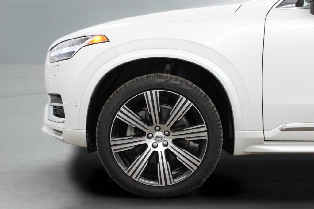 Certified 2024 Volvo XC90 B6 Plus w/ Protection Package Premier AWD/4WD image 6