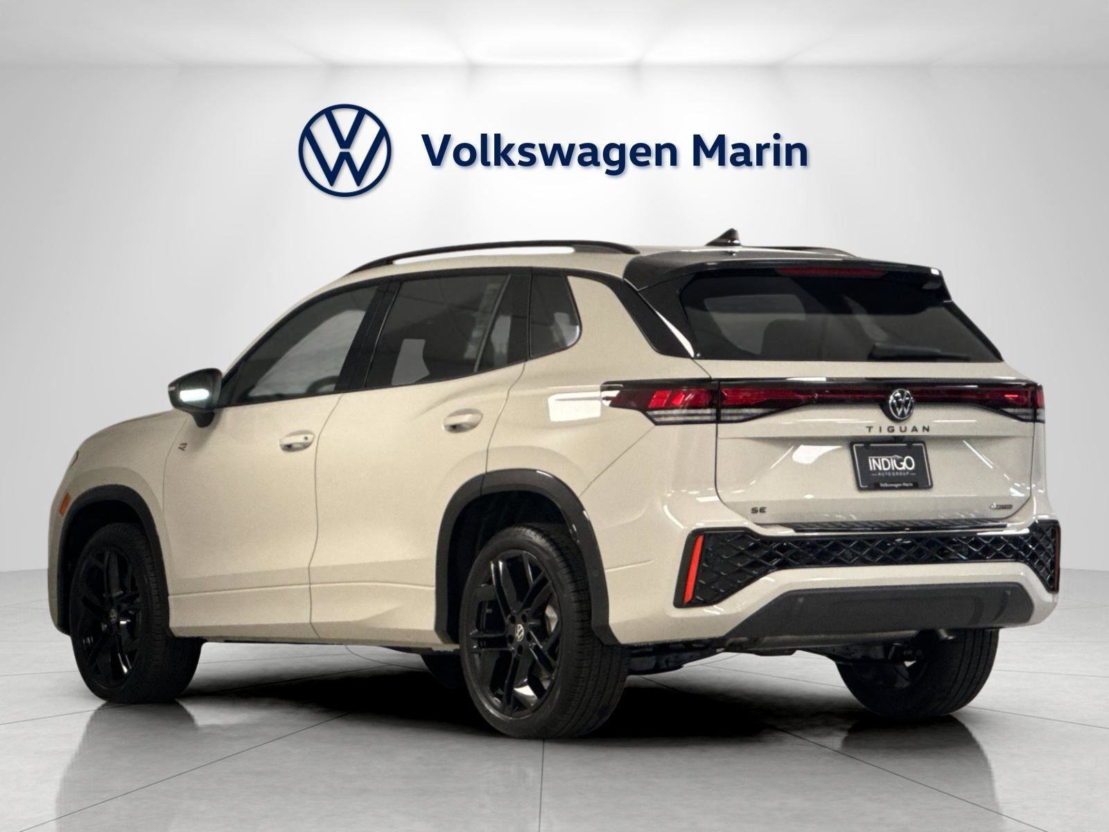 New 2026 Volkswagen Tiguan SE R-Line image 3