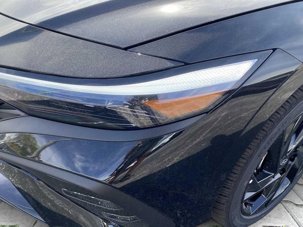 New 2026 Hyundai Elantra Sport FWD image 10