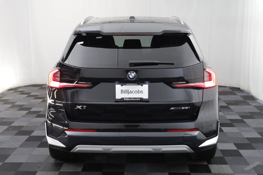 Used 2026 BMW X1 xDrive28i w/ Technology Package AWD/4WD image 17