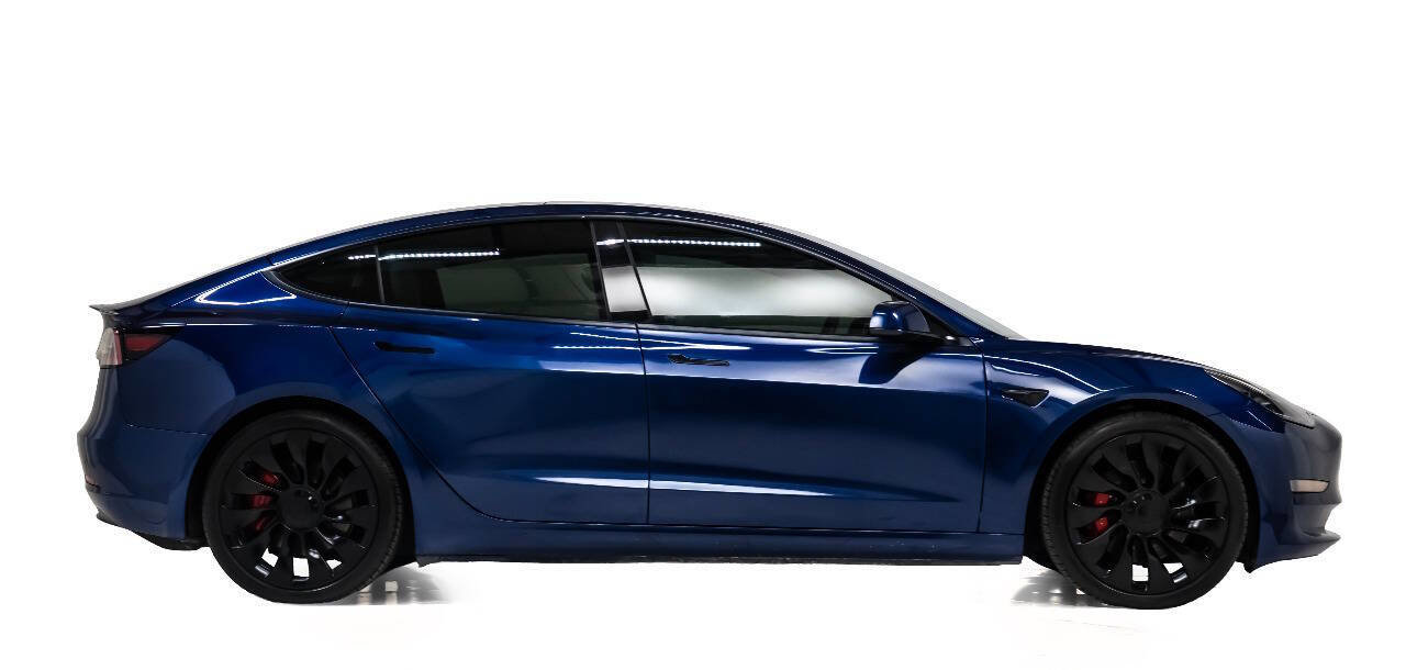 Used 2022 Tesla Model 3 Performance image 5