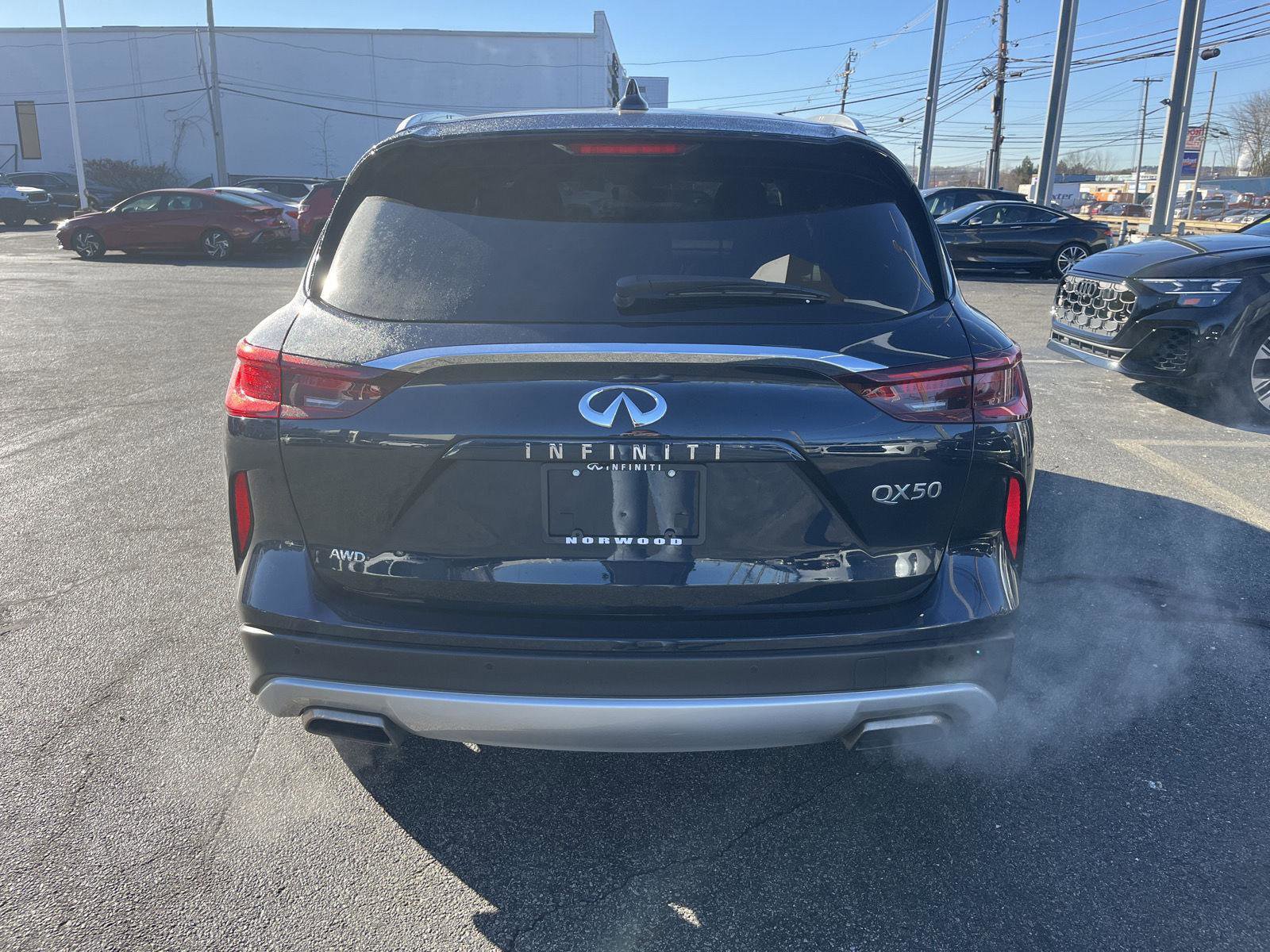Certified 2025 INFINITI QX50 Luxe image 4