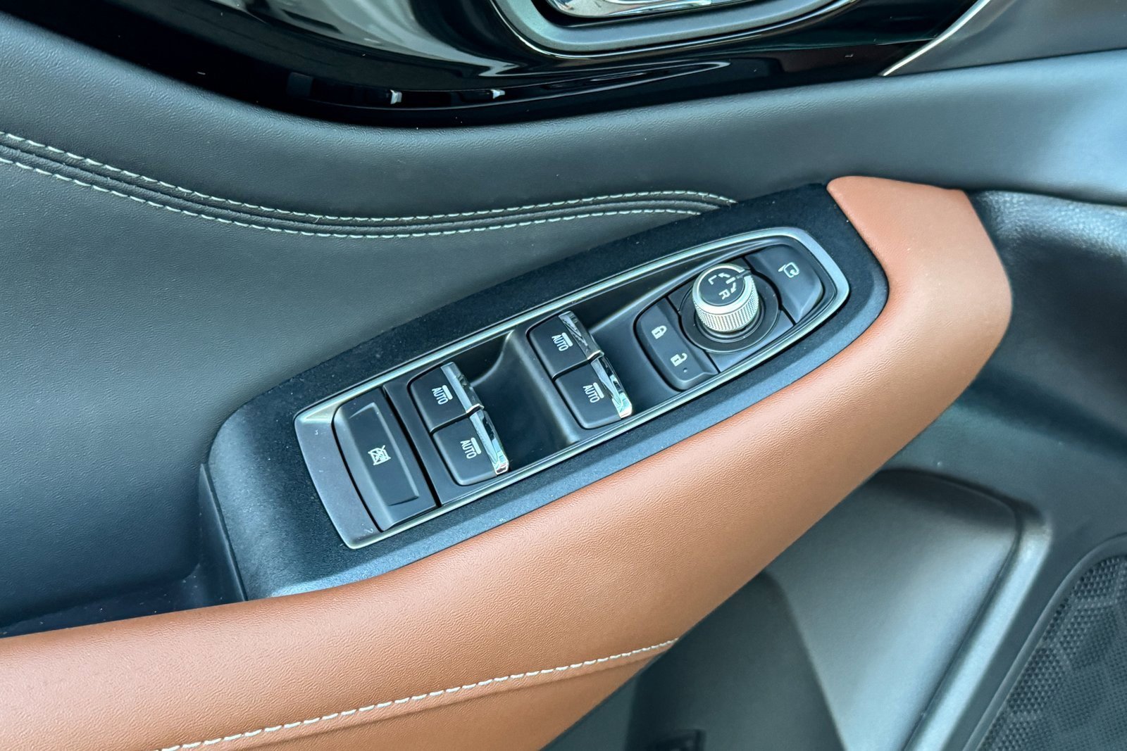 New 2025 Subaru Outback Touring XT w/ Tech Package 3 image 16