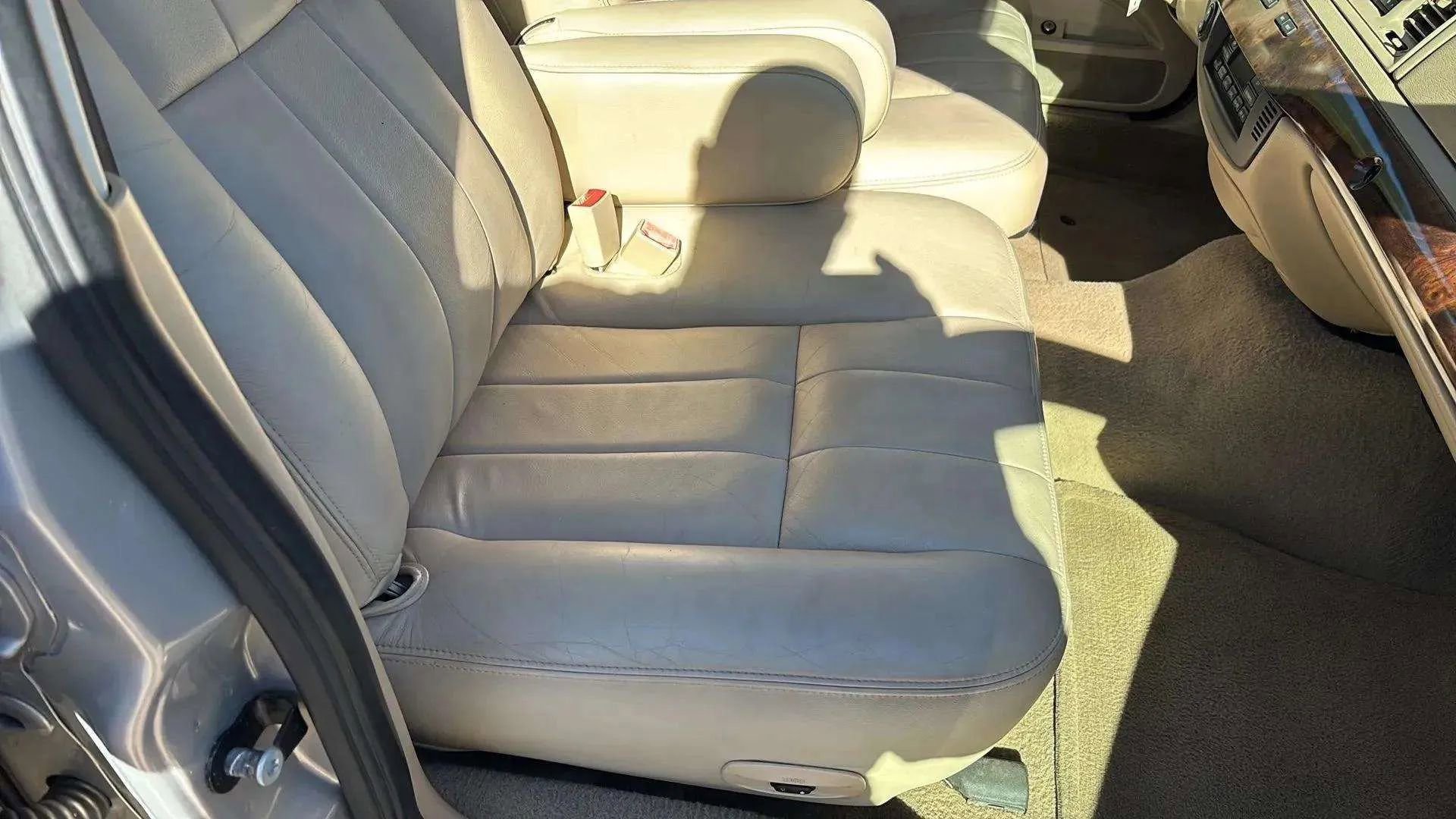 Used 2007 Mercury Grand Marquis LS image 25