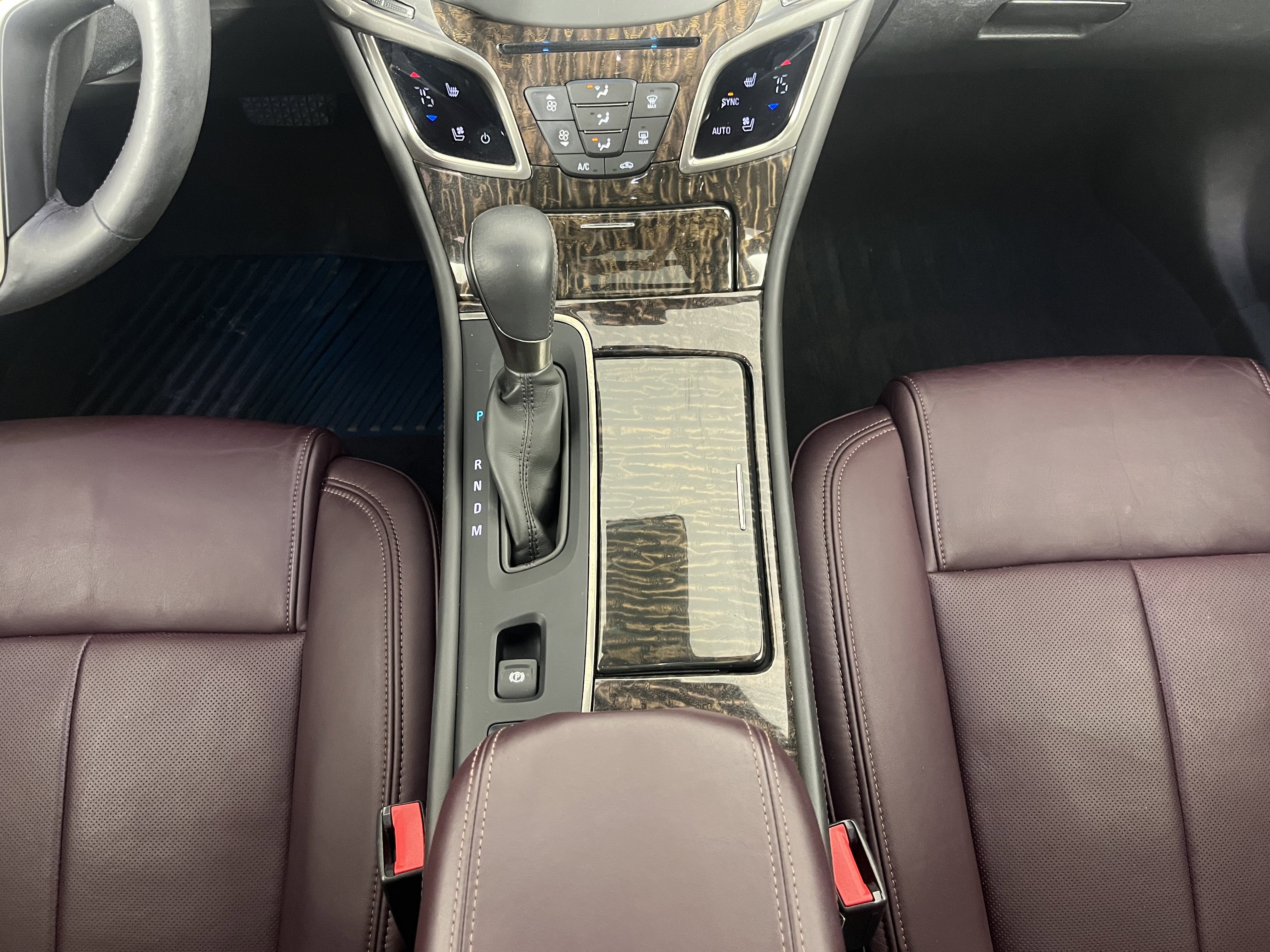 Used 2014 Buick LaCrosse Premium w/ Ultra Luxury Package image 16