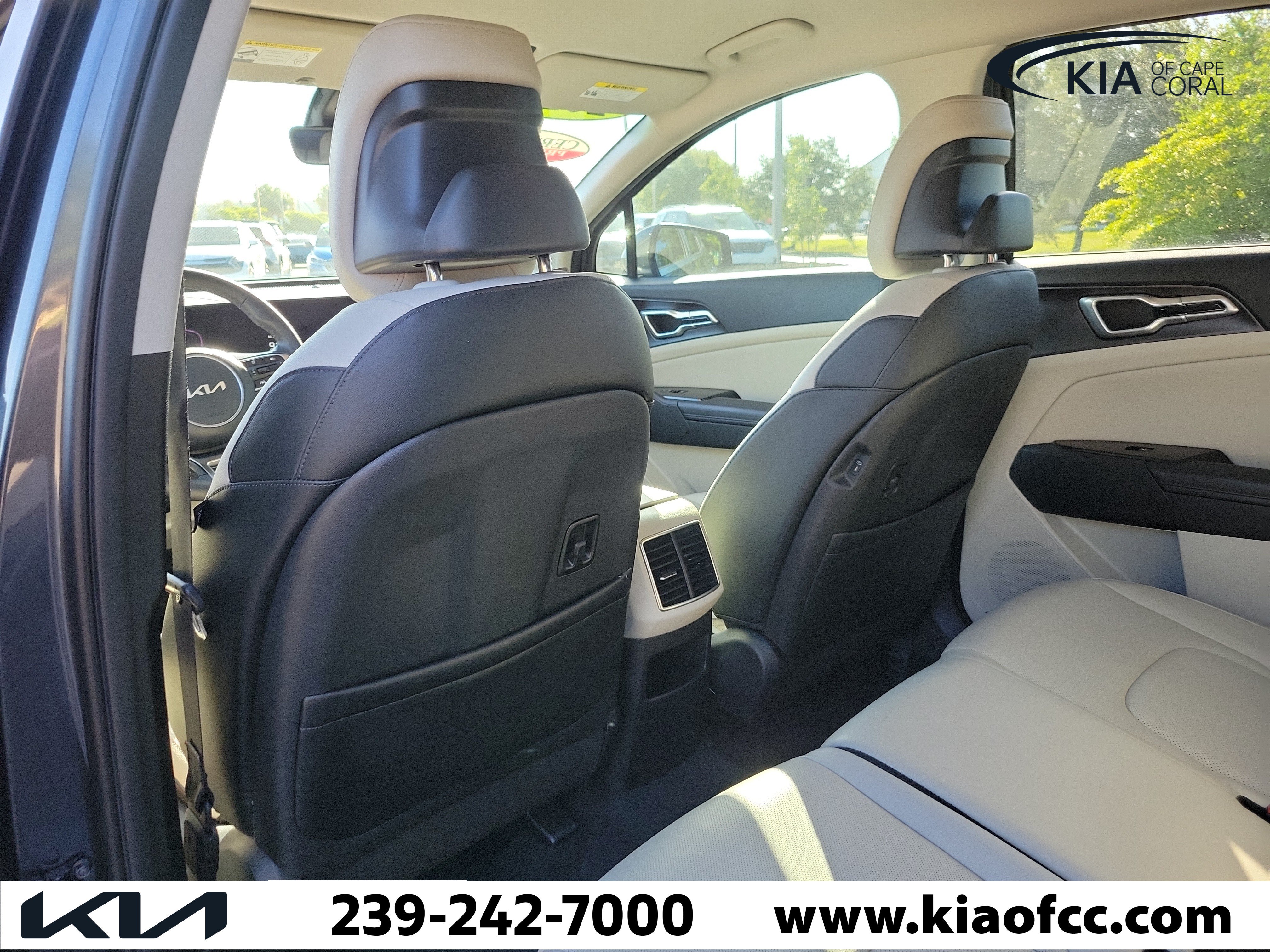 Certified 2024 Kia Sportage EX FWD image 12
