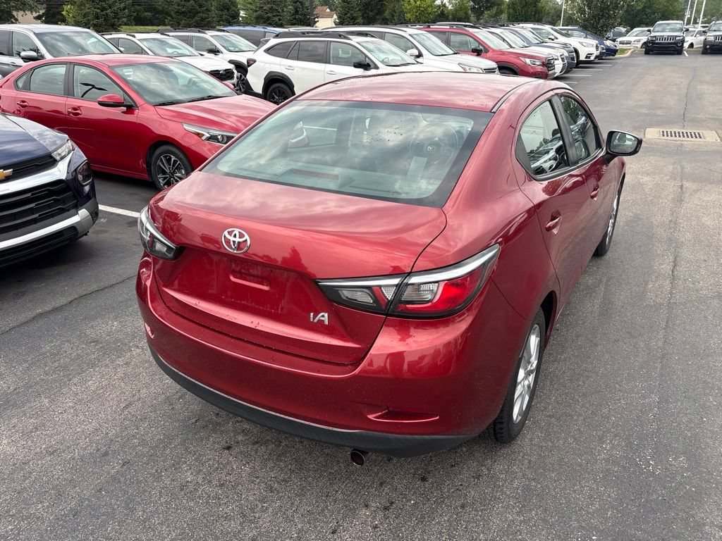 Used 2017 Toyota Yaris iA FWD image 3