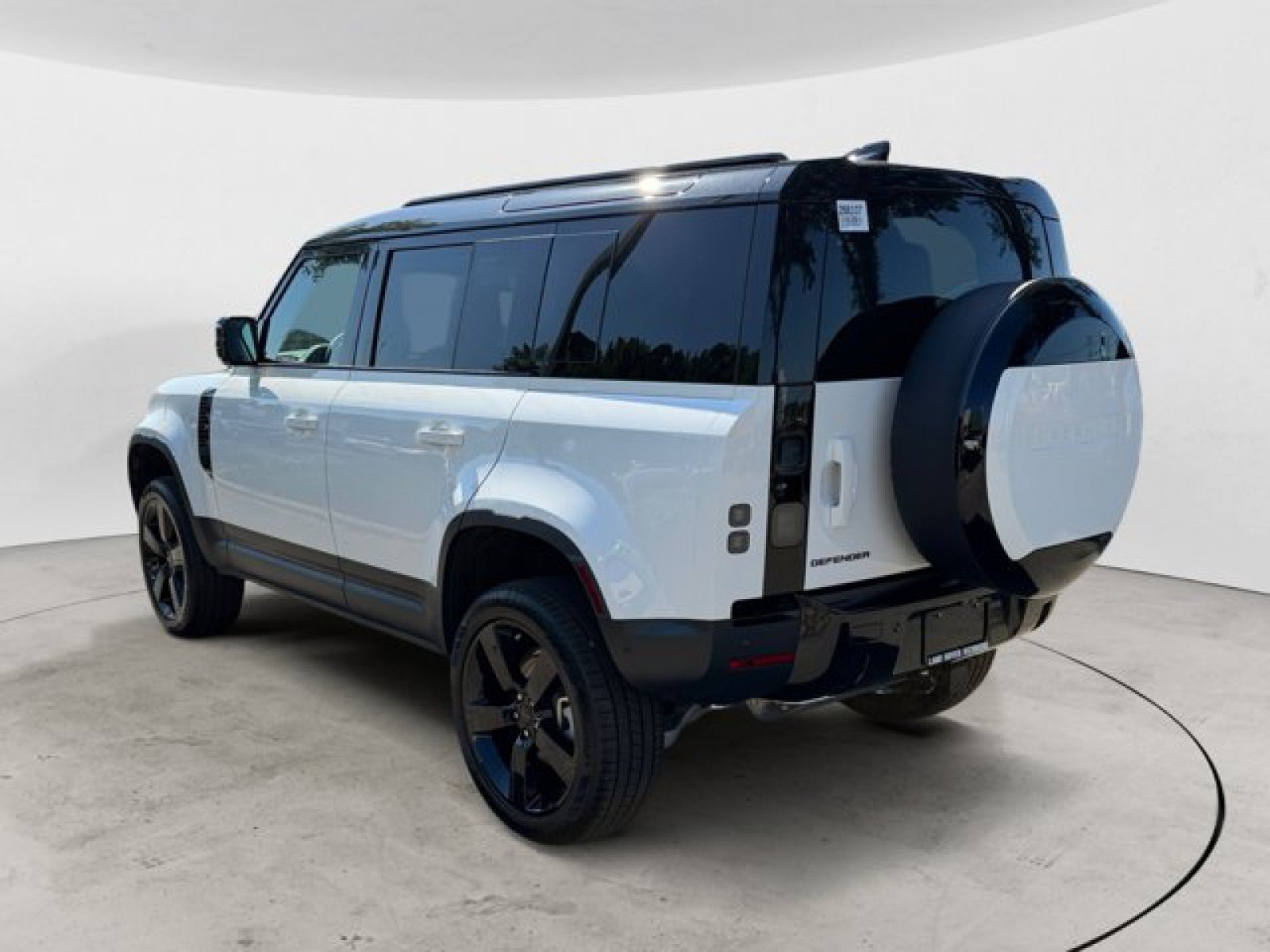New 2026 Land Rover Defender 110 S AWD/4WD image 6