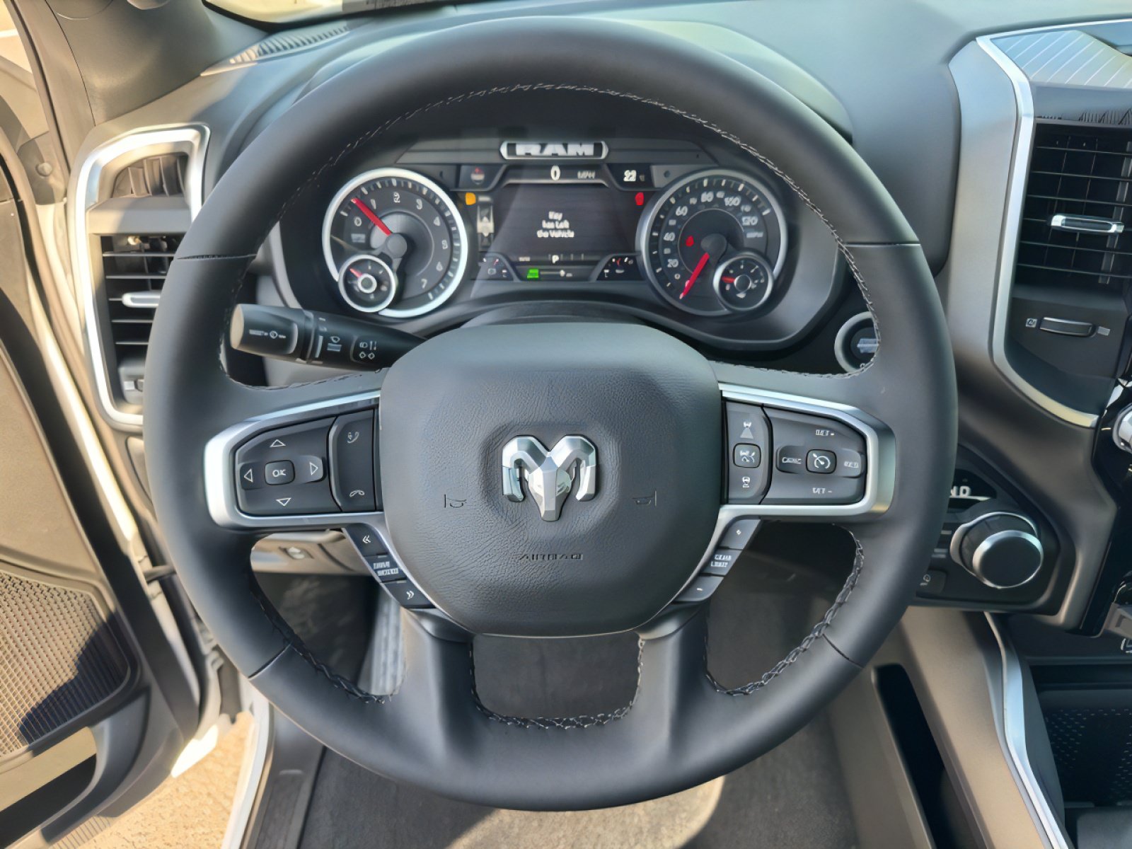 New 2026 RAM 1500 Big Horn AWD/4WD image 18