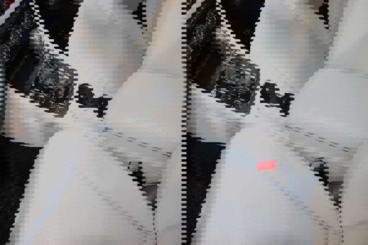 Used 2019 Volkswagen Jetta SE w/ Cold Weather Package image 31