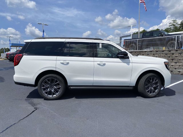 New 2026 Ford Expedition Platinum w/ Stealth Appearance Package AWD/4WD image 3