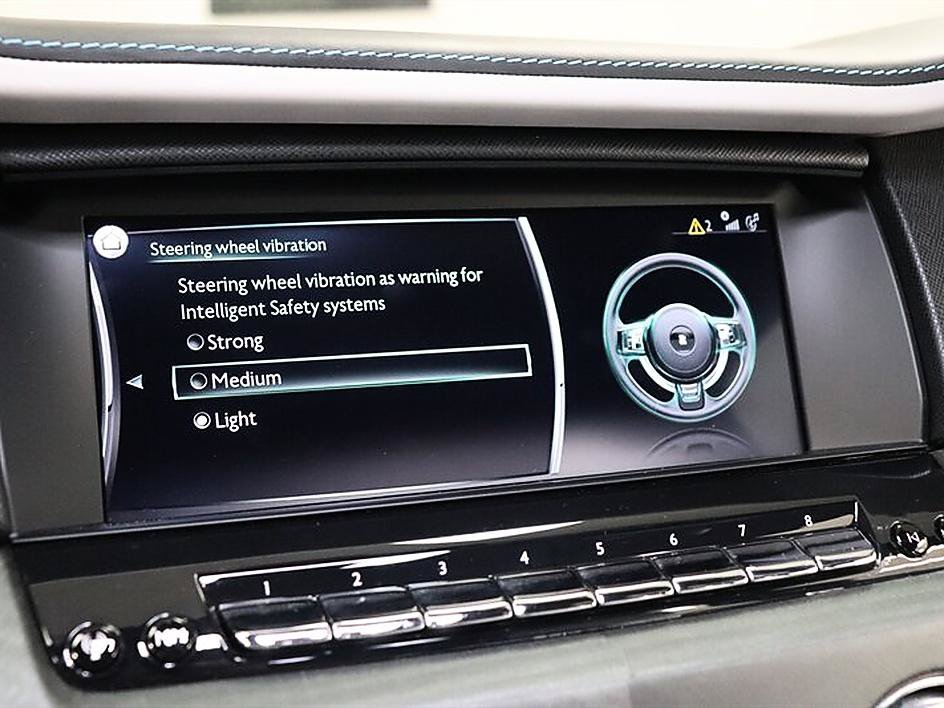 Used 2022 Rolls-Royce Cullinan w/ Cullinan Package AWD/4WD image 59