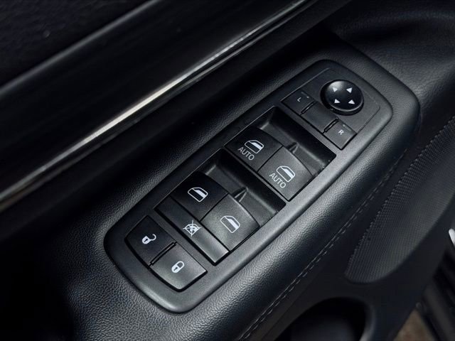 Used 2019 Jeep Grand Cherokee Limited X AWD/4WD image 15