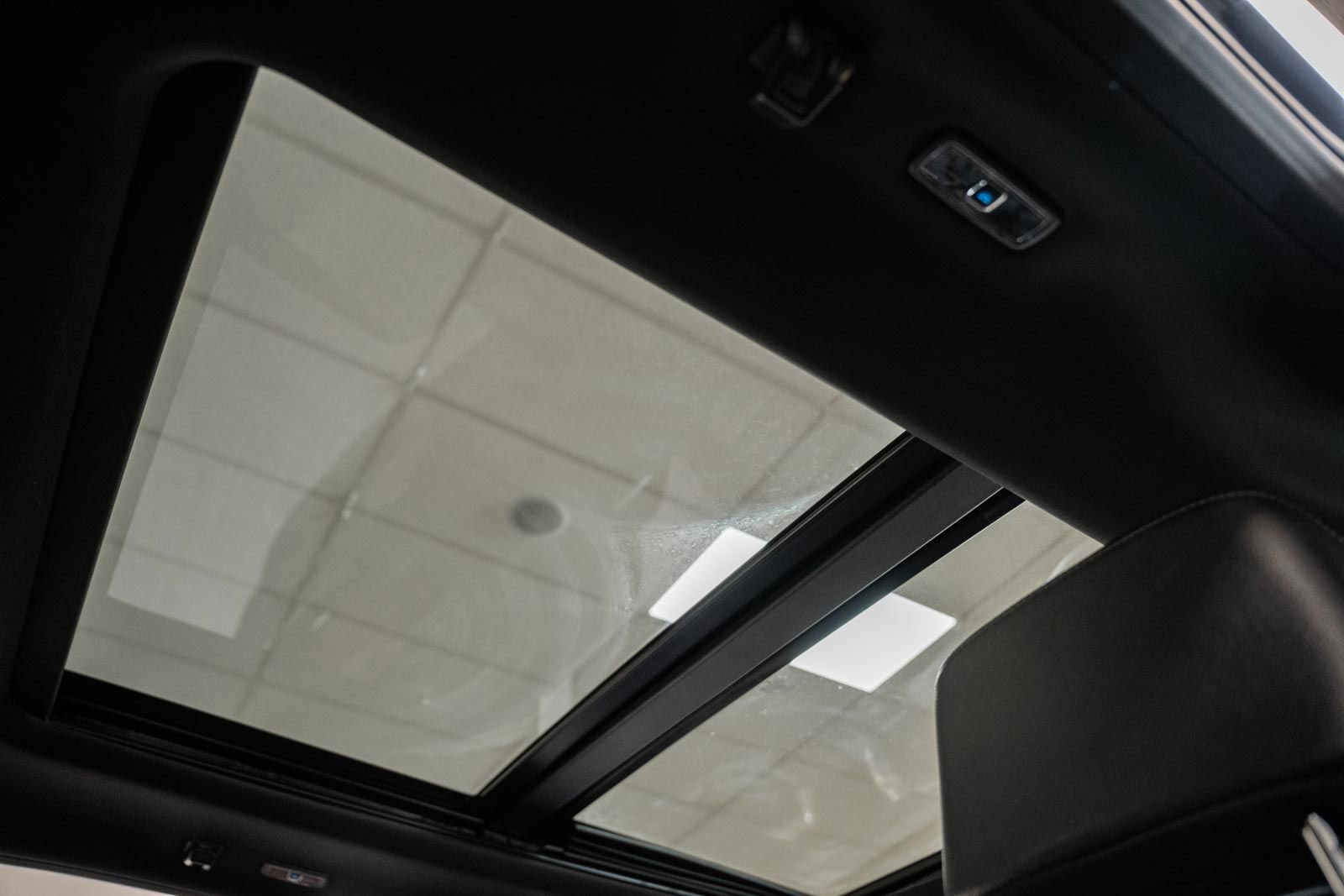 Certified 2023 Ford F150 Lariat w/ Equipment Group 502A High AWD/4WD image 41