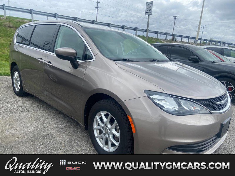 Used 2017 Chrysler Pacifica Touring