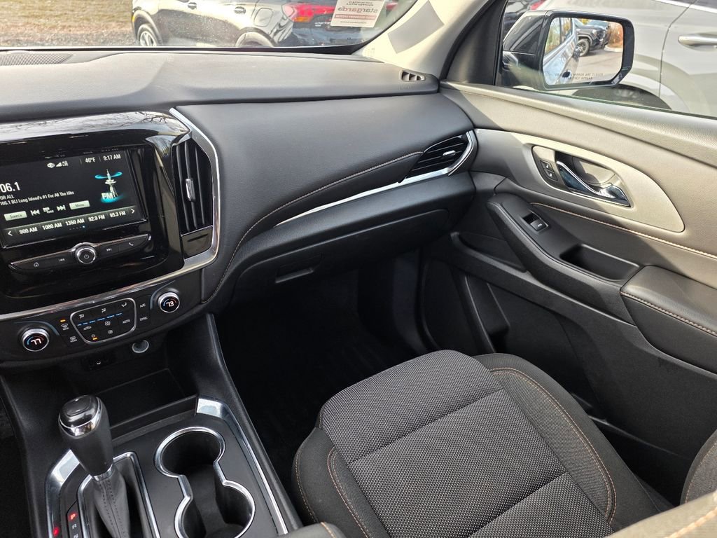 Used 2019 Chevrolet Traverse LS image 17