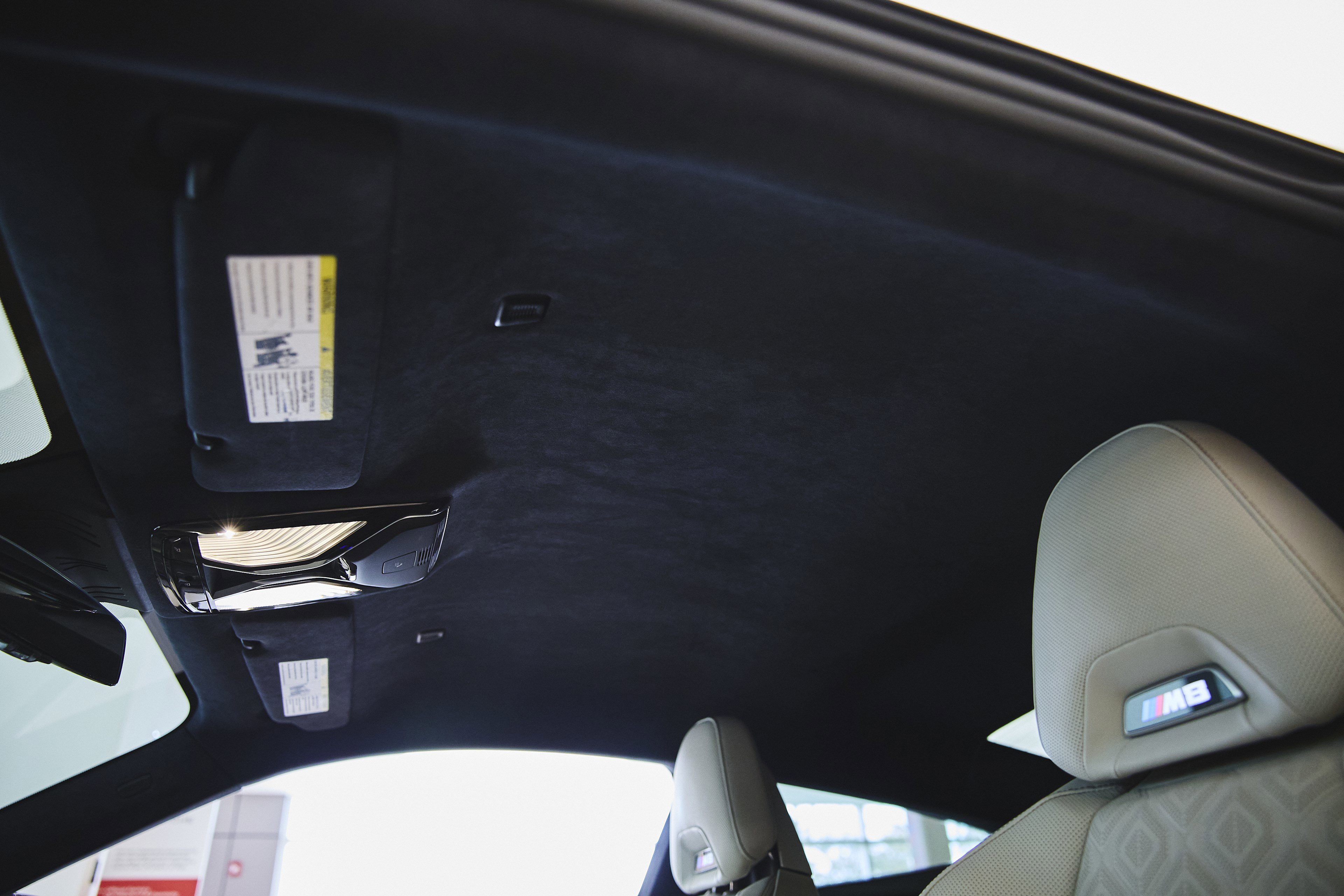 Used 2022 BMW M8 Competition w/ M Carbon Exterior Package image 19