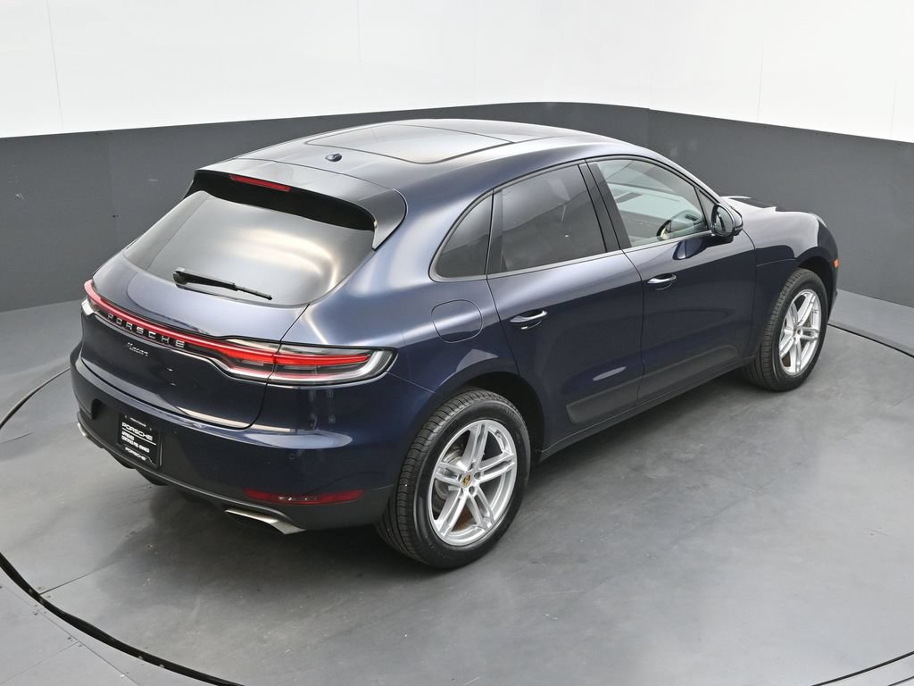 Certified 2021 Porsche Macan AWD/4WD image 27