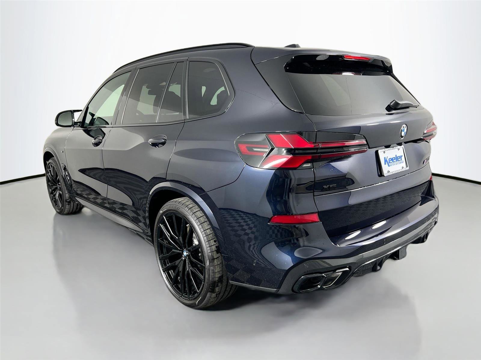 New 2026 BMW X5 M60i image 4