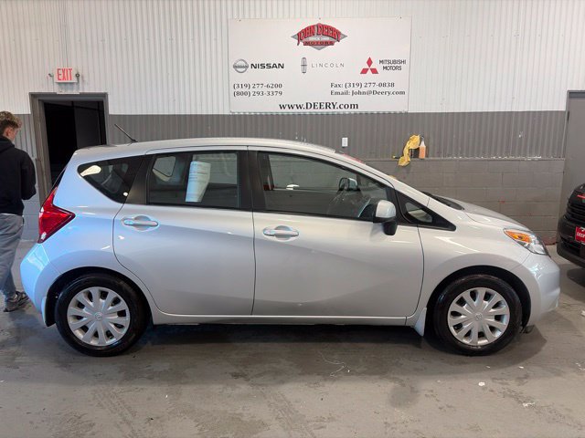 Used 2014 Nissan Versa Note SV FWD image 2