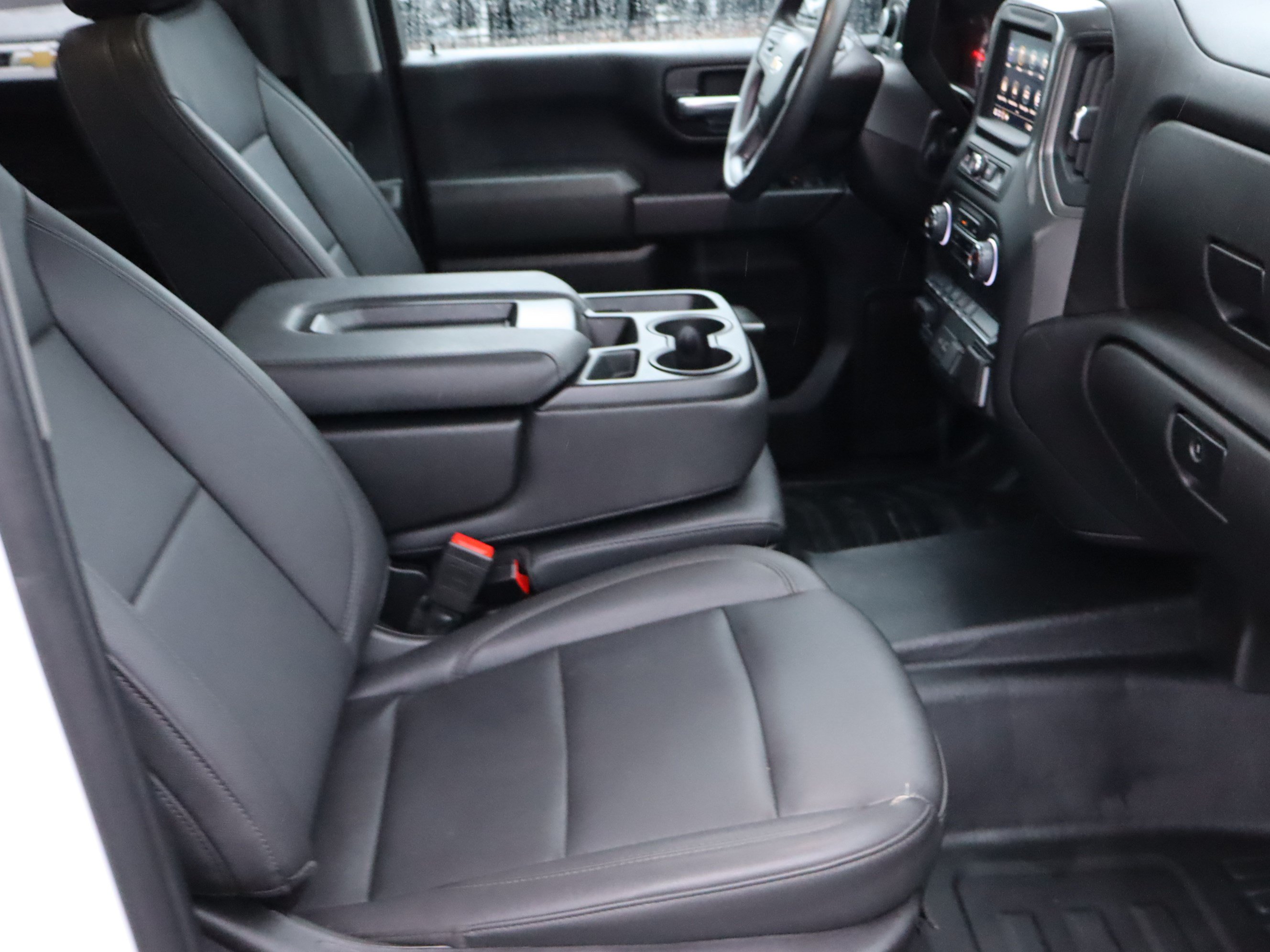 Used 2025 Chevrolet Silverado 2500 W/T w/ WT Convenience Package AWD/4WD image 37