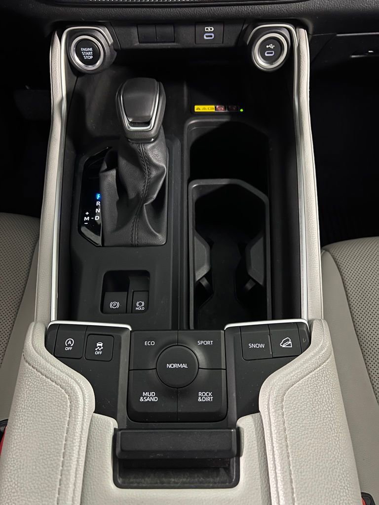 Certified 2024 Toyota Grand Highlander Limited image 28